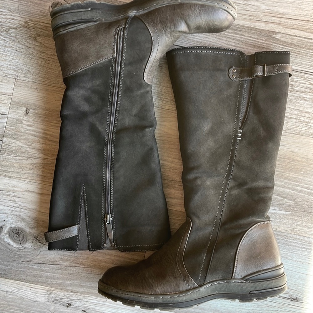 Patrizia boots. Size 39